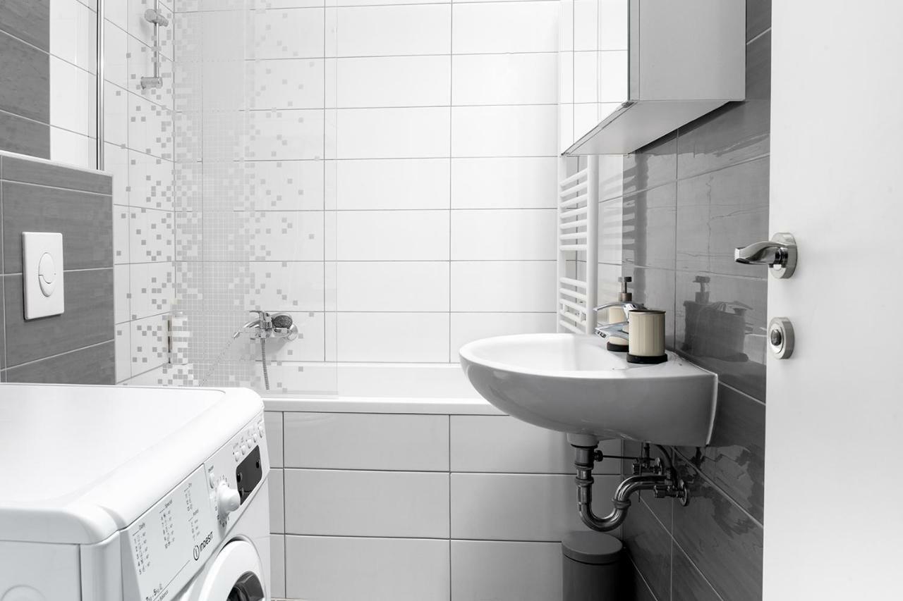 Sauna - Flexible Selfcheckins 6 - Zagreb - Garage - Electric Vehicle Ccharger - Loggia - New - Luxury - Apartments Repinc 6 Zewnętrze zdjęcie