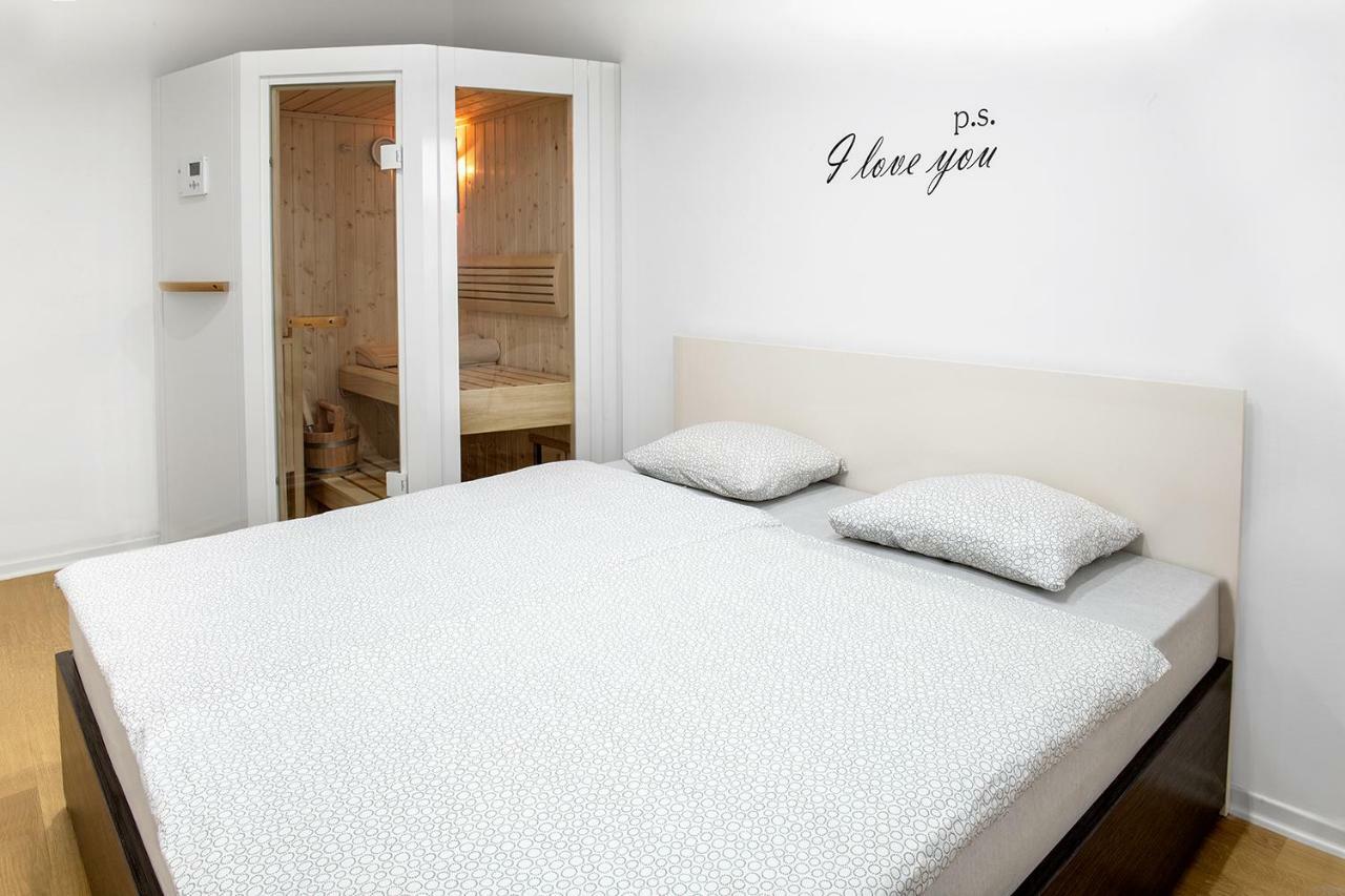 Sauna - Flexible Selfcheckins 6 - Zagreb - Garage - Electric Vehicle Ccharger - Loggia - New - Luxury - Apartments Repinc 6 Zewnętrze zdjęcie